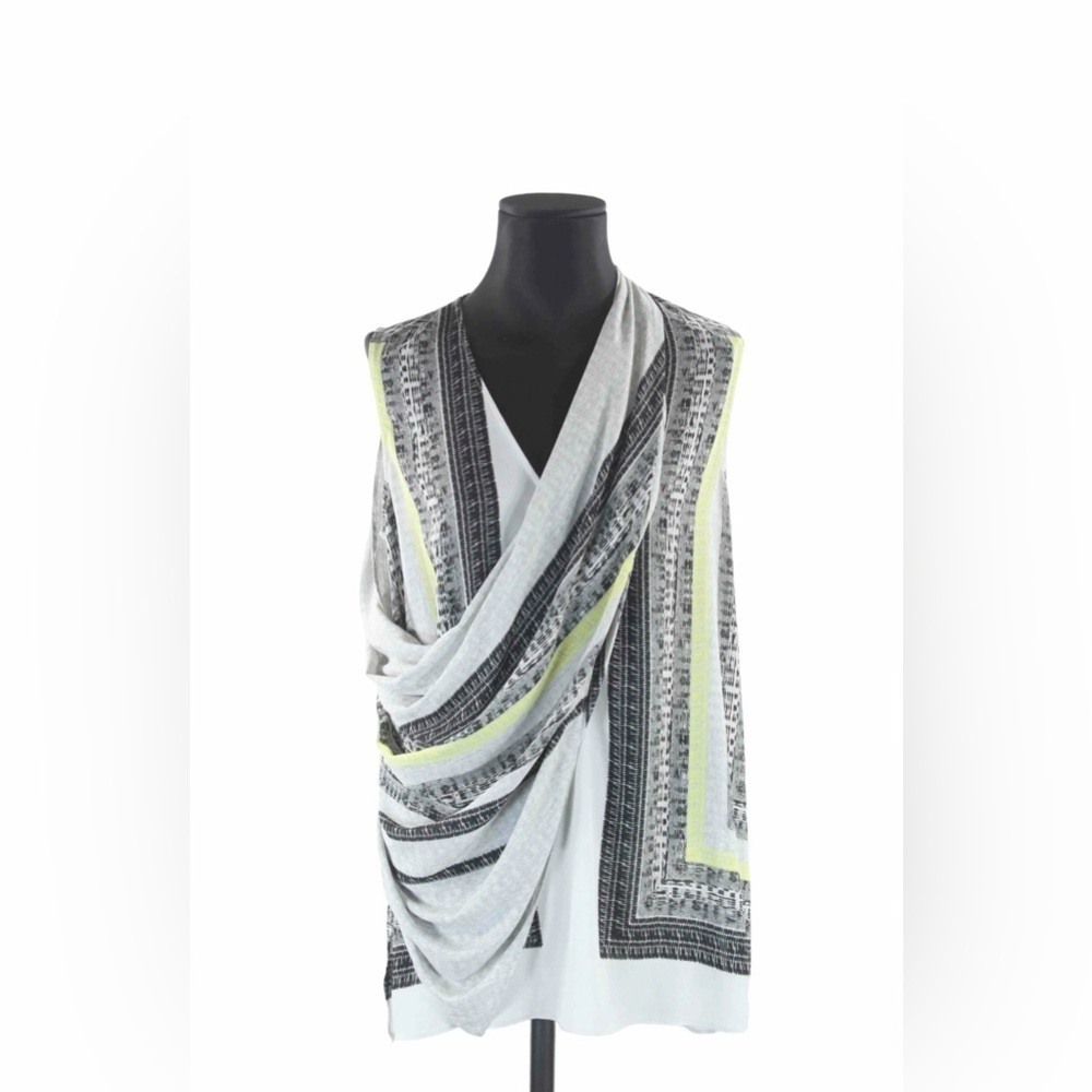 NWT bcbg max azria blouse Top XS Textured‎ Stitch